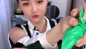 快手冉冉学姐吃瓜视频,揭秘快手冉冉学姐吃瓜视频背后的故事